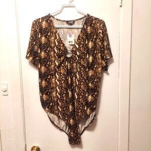 💥3/$25💥 NWT George Snake Print Bodysuit Short Sleeve V-Neck plus size 2x